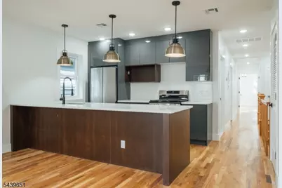 88 Hollywood Ave, East Orange, NJ 07018 - Photo 1