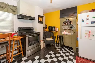 204 Vine St, Roselle, NJ 07203 - Photo 10