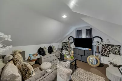 27 Thomas St, South River, NJ 08882 - Photo 6