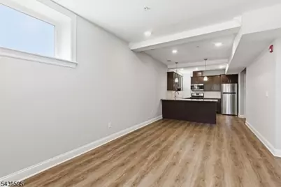 18-20 N Union Ave #5, Cranford Township, NJ 07016 - Photo 10