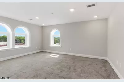 18-20 N Union Ave #5, Cranford Township, NJ 07016 - Photo 14