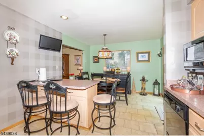 22 Holiday Dr, Hopatcong, NJ 07843 - Photo 8