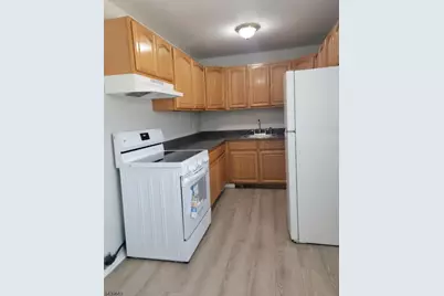 340 Hudson St #29, Hackensack, NJ 07601 - Photo 4