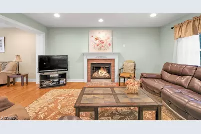 228 Atlantic Dr, Parsippany, NJ 07054 - Photo 18