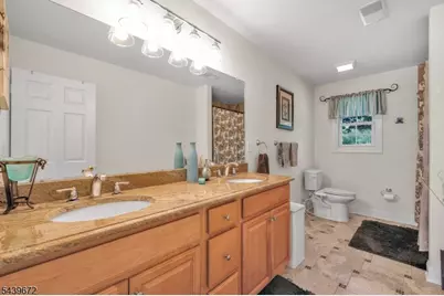 228 Atlantic Dr, Parsippany, NJ 07054 - Photo 38