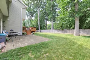 228 Atlantic Dr, Parsippany, NJ 07054 - Photo 42