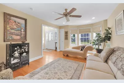 228 Atlantic Dr, Parsippany, NJ 07054 - Photo 16