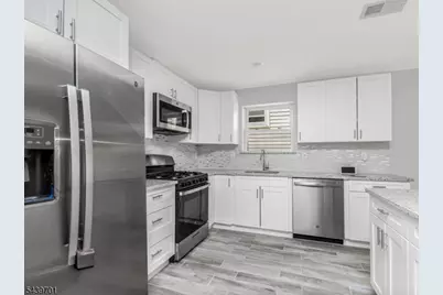 282 W Runyon Street #1, Newark, NJ 07108 - Photo 4