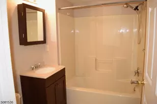177 Riveredge Dr, Chatham Township, NJ 07928 - Photo 12