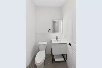 262 Hunterdon St #1, Newark, NJ 07103 - Photo 26