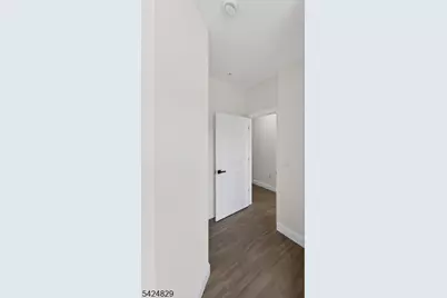 262 Hunterdon St #1, Newark, NJ 07103 - Photo 14
