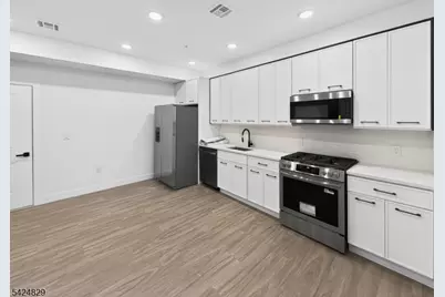 262 Hunterdon St #1, Newark, NJ 07103 - Photo 6
