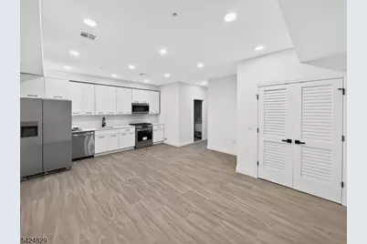 262 Hunterdon St #1, Newark, NJ 07103 - Photo 2