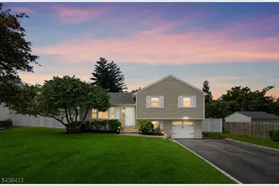13 Cedar St, East Hanover Township, NJ 07936 - Photo 2