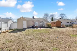 111 Ovington Ave, Edison, NJ 08817 - Photo 14