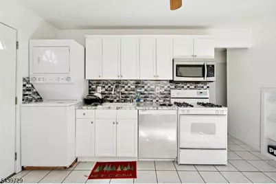 111 Ovington Ave, Edison, NJ 08817 - Photo 8