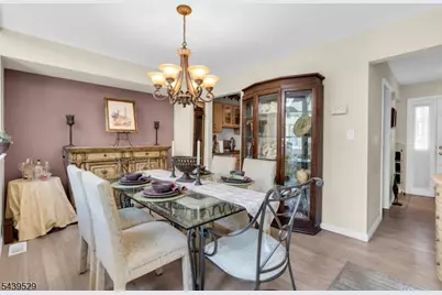 107 Bayberry Dr, Franklin Township, NJ 08873 - Photo 18