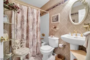 107 Bayberry Dr, Franklin Township, NJ 08873 - Photo 30