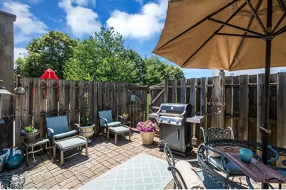 107 Bayberry Dr, Franklin Township, NJ 08873 - Photo 36