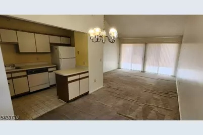 664 Irvington A C00 #20, Maplewood, NJ 07040 - Photo 10