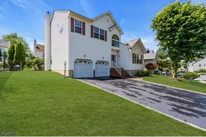17 Okeefe Rd, Bridgewater, NJ 08807 - Photo 4