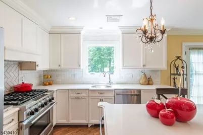 11 Crane Dr, Montville Township, NJ 07058 - Photo 10