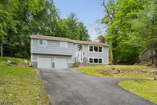 403 E Shore Trail, Sparta Township, NJ 07871 - Photo 2