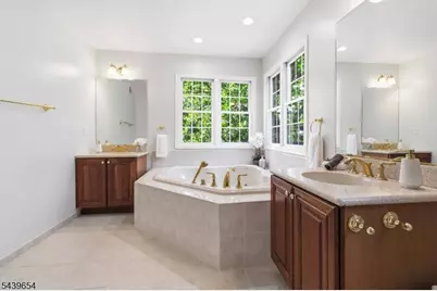 46 Circle Rd, Florham Park, NJ 07932 - Photo 24