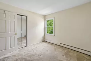30 Tanglewood Dr, East Hanover Township, NJ 07936 - Photo 26