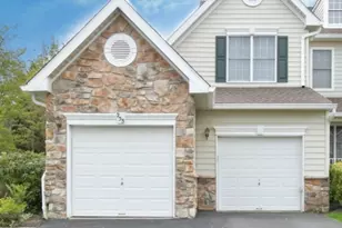 253 Patriot Hill Dr, Bernards Township, NJ 07920 - Photo 4