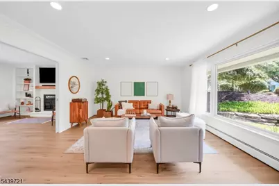 21 Tulip Ter, Wayne, NJ 07470 - Photo 6