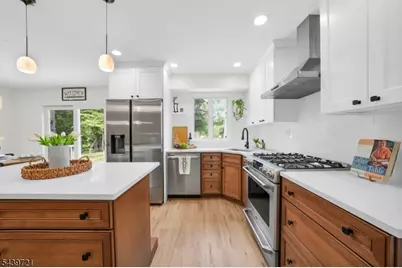 21 Tulip Ter, Wayne, NJ 07470 - Photo 10