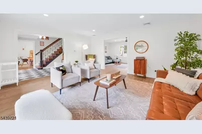 21 Tulip Ter, Wayne, NJ 07470 - Photo 4