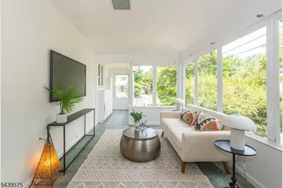 132 Haddon Pl, Montclair, NJ 07043 - Photo 22