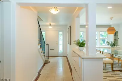 132 Haddon Pl, Montclair, NJ 07043 - Photo 4