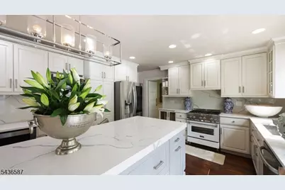 6 Childsworth Ave, Bernardsville, NJ 07924 - Photo 12