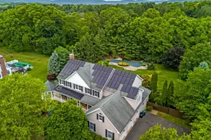 40 Southgate Dr, Clinton Township, NJ 08801 - Photo 4