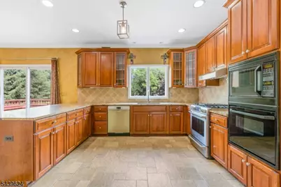 40 Southgate Dr, Clinton Township, NJ 08801 - Photo 12