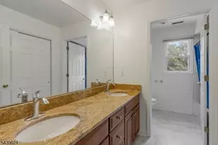 40 Southgate Dr, Clinton Township, NJ 08801 - Photo 30