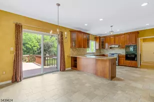 40 Southgate Dr, Clinton Township, NJ 08801 - Photo 14