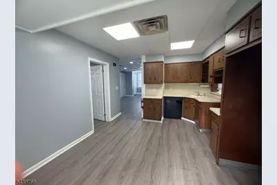 34 Ernest St #1, Nutley, NJ 07110 - Photo 4
