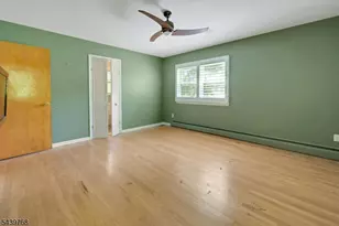 29 Dogwood Dr, Chester, NJ 07930 - Photo 18
