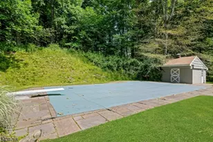 29 Dogwood Dr, Chester, NJ 07930 - Photo 34