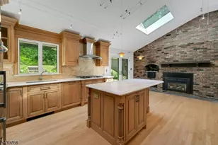 29 Dogwood Dr, Chester, NJ 07930 - Photo 14