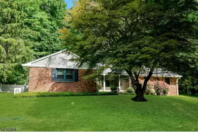 29 Dogwood Dr, Chester, NJ 07930 - Photo 2