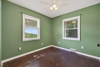 318 Greenwich St, Greenwich Township, NJ 08886 - Photo 12