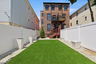 252 Mt Pleasant Ave, Newark, NJ 07104 - Photo 20
