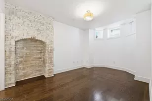 252 Mt Pleasant Ave, Newark, NJ 07104 - Photo 18