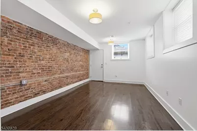 252 Mount Pleasant Ave #1, Newark, NJ 07104 - Photo 12
