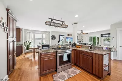 49 Pennsylvania Ave, Flemington, NJ 08822 - Photo 10